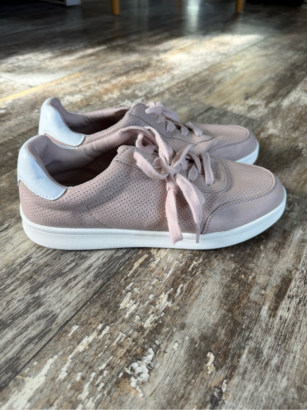 2 for $15 sale: Old Navy Soft-Brushed Faux-Suede Sneakers blush beige 8.5